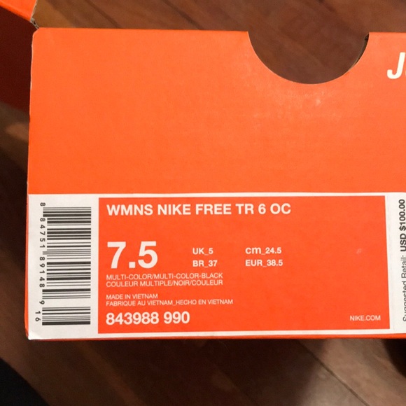 ❌SOLD❌ Women’s Nike Free TR 6 OC Sneakers - Picture 6 of 6